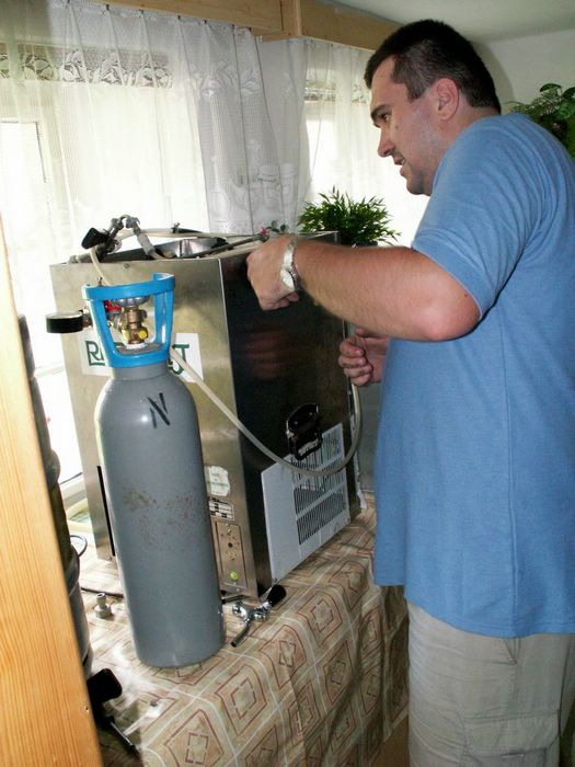 PICT0028.JPG